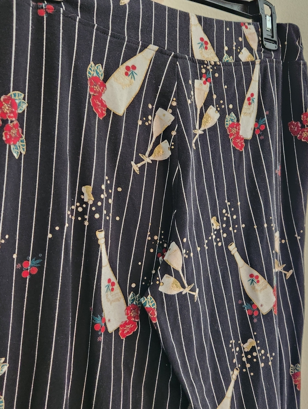 Soma Lounge Pants Medium Navy Pinstripe Champagne Print Cotton Modal Like New! - Picture 6 of 10